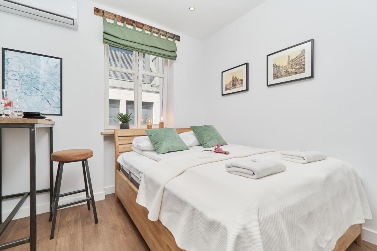 City Center Studio Wrocław by Renters Zewnętrze zdjęcie