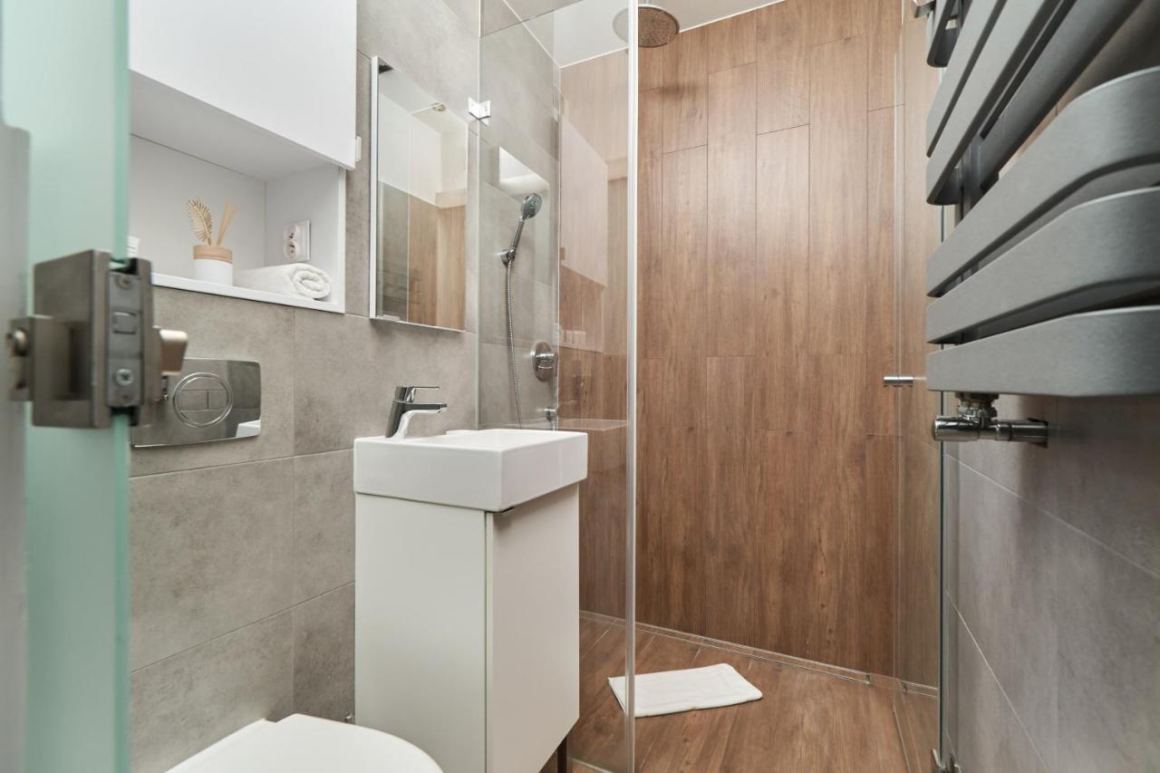 City Center Studio Wrocław by Renters Zewnętrze zdjęcie